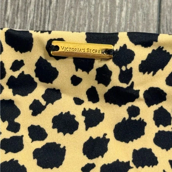 Victoria's Secret Leopard Print Bikini Bottom - Picture 4 of 5